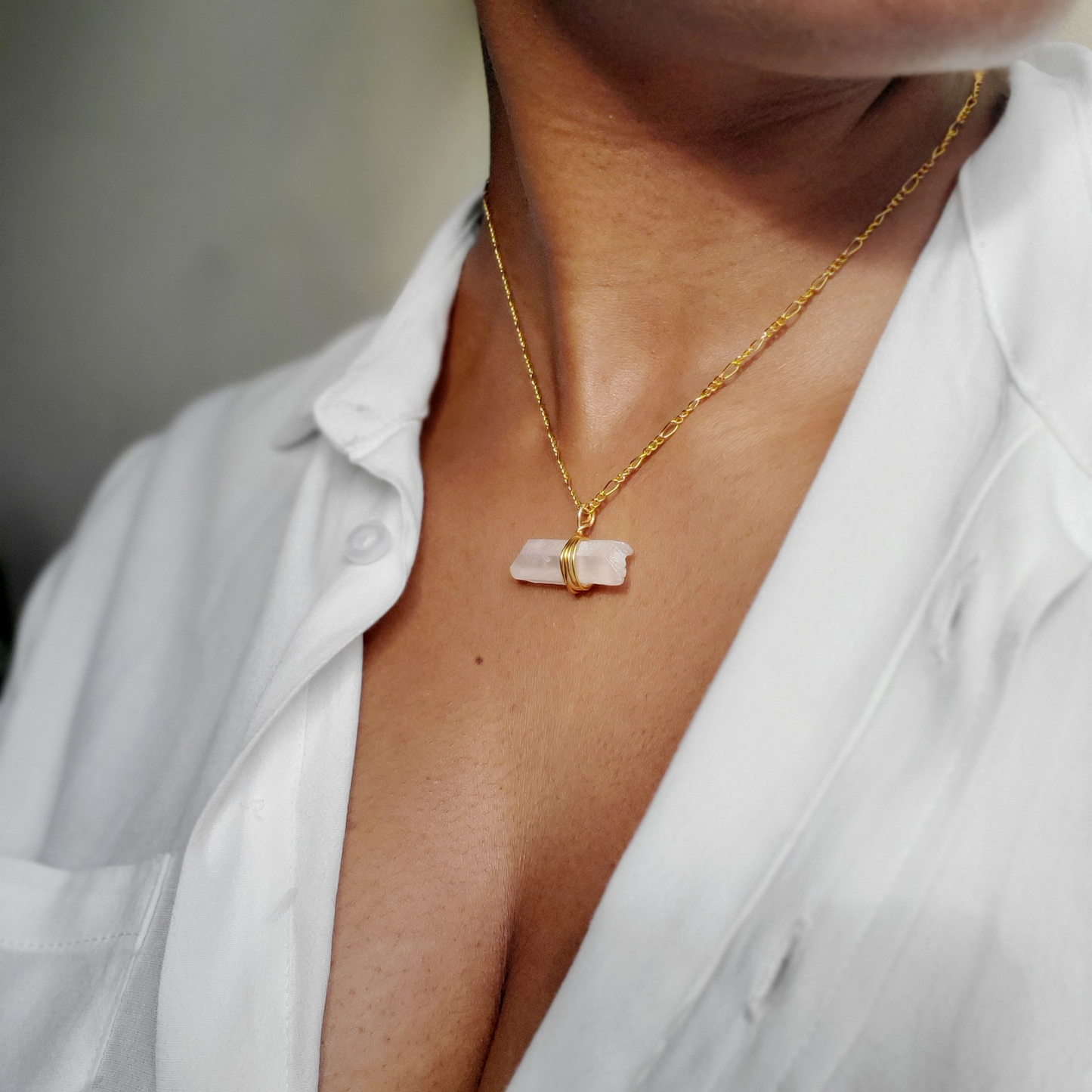 RHEA - Raw Quartz Necklace